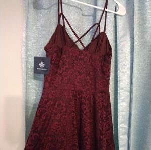 Women burgundy lace dress